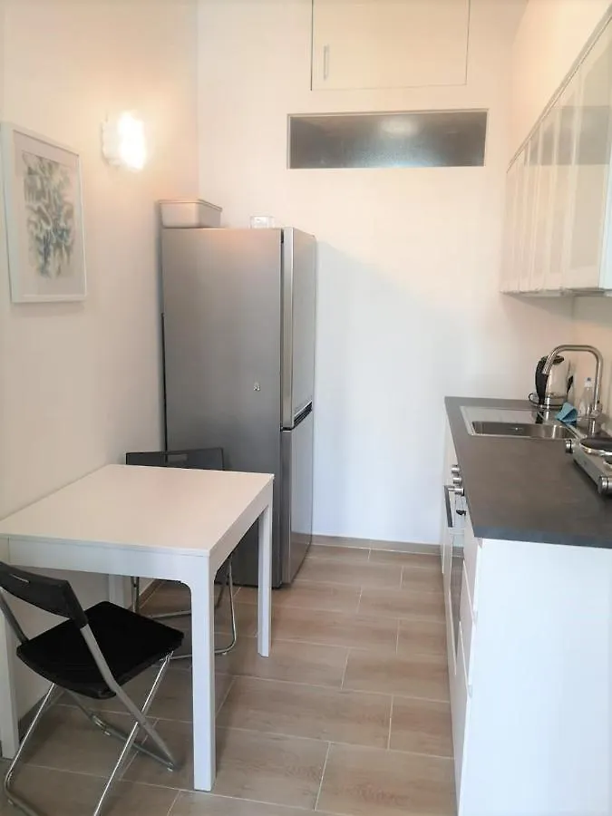 דירות וינה Ruhige Art-Garconniere Mit Balkon