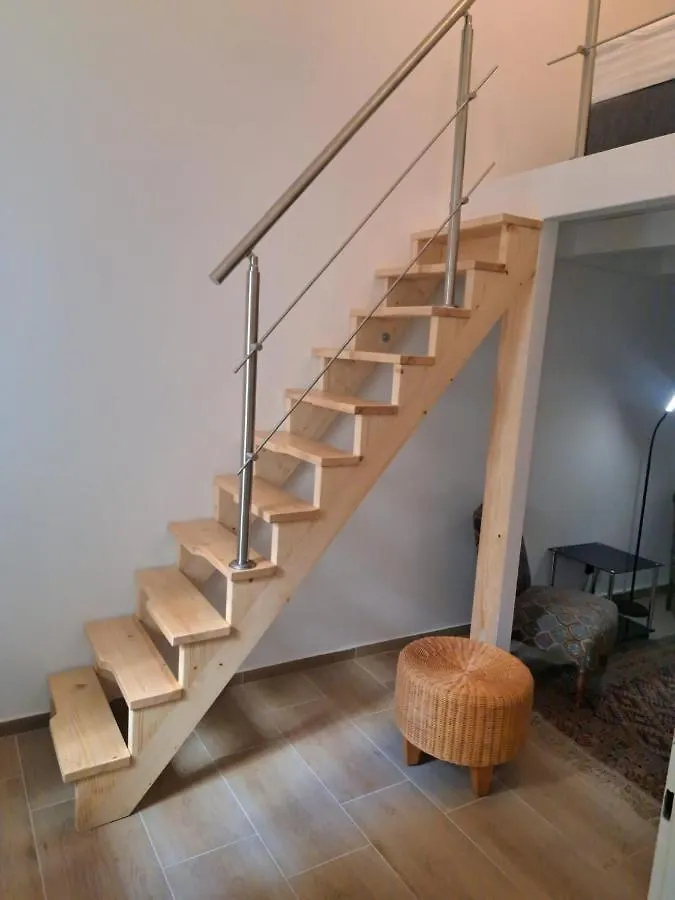 דירות וינה Ruhige Art-Garconniere Mit Balkon